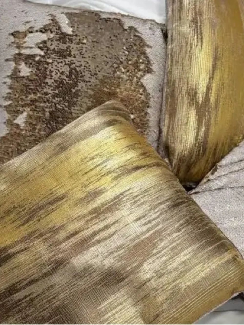 Aviva Stanoff Metallic Gold Textured Accent Pillow Cover New